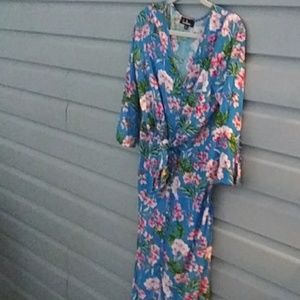 NWT lulus size small floral print